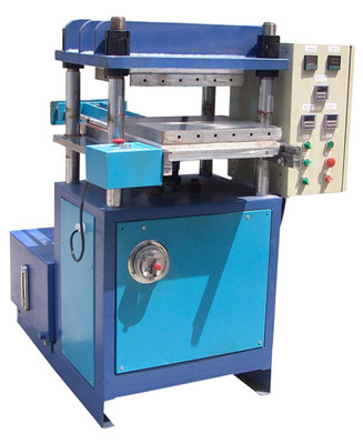 YJ-B02四柱式矽胶商标成型机 Four-column silicon trademark Machine
